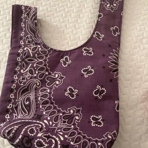 Only worn once! Beautiful carlton yaito bag